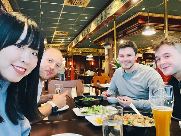 與德國斯圖加特應用科技大學學生交流